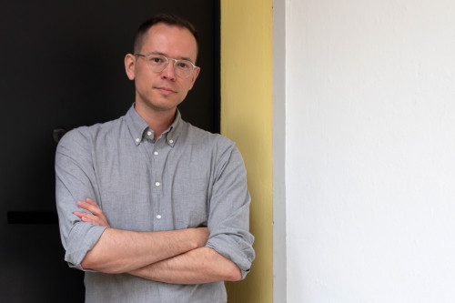 hannes-bajohr-yvonne-tenschert-2021-b-portraet-min