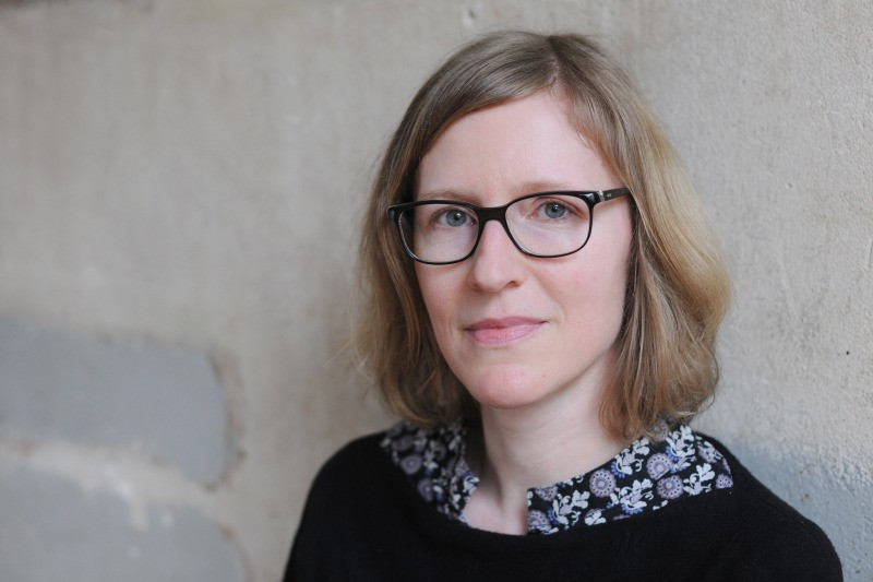 stephanie_lux-barbara-dietl-800x533-q92