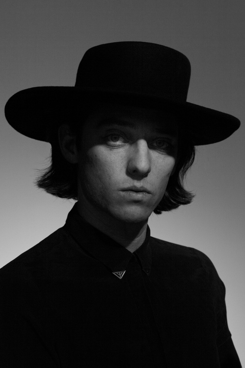 42878849_340767150010574_6528264918855057408_n-800x1200-q92